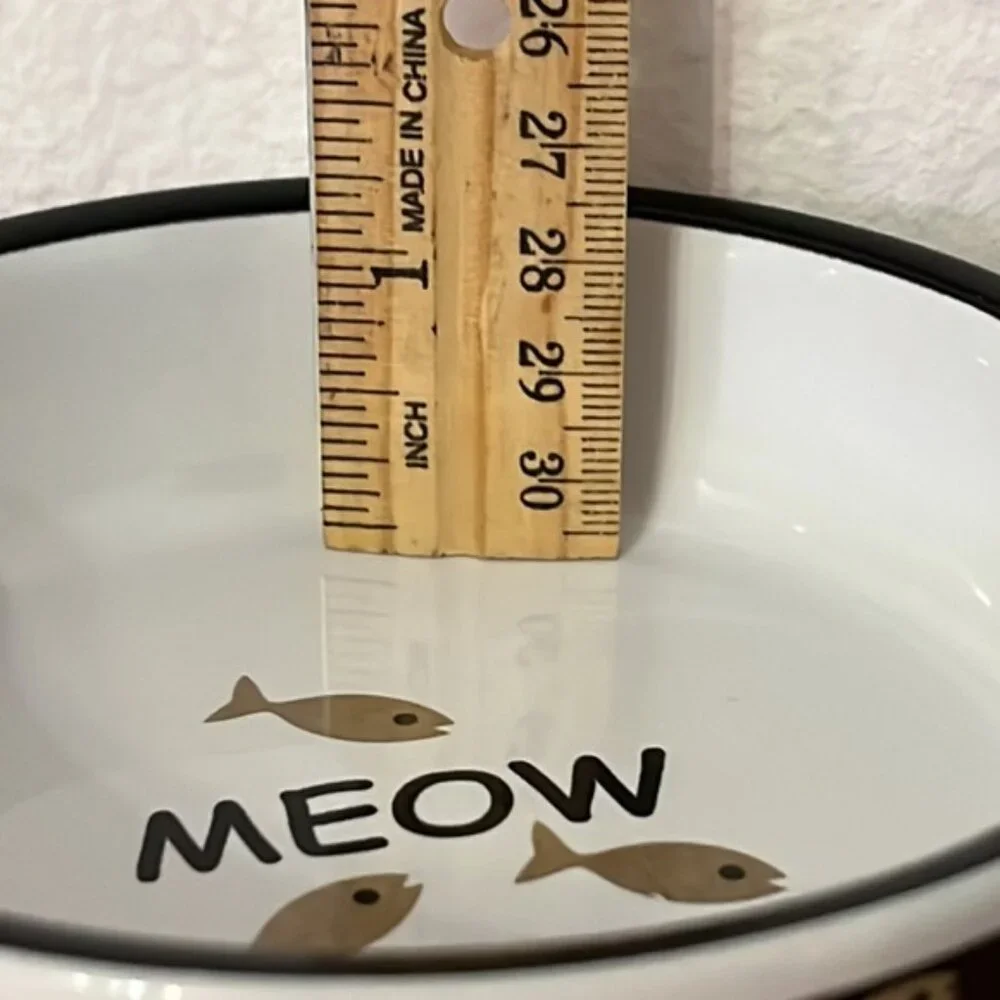 🎀 Whisker City ceramic cat bowl dish with ‘meow’ and fish print decor